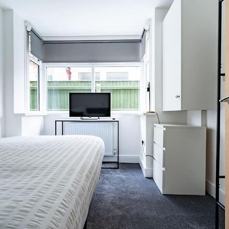 Isaacs View - Ground Floor Apartment كْليثوربس المظهر الخارجي الصورة