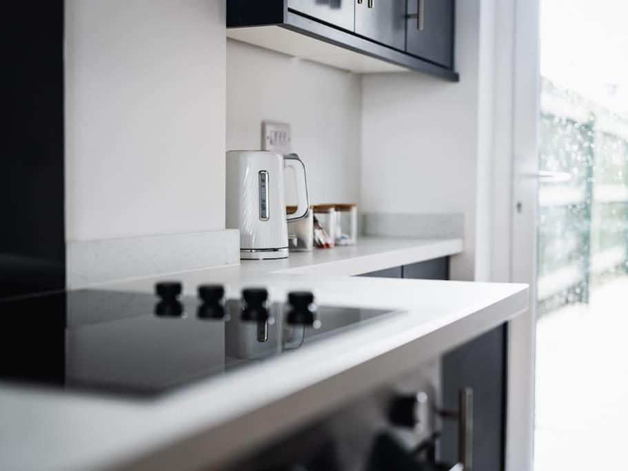 Isaacs View - Ground Floor Apartment كْليثوربس المظهر الخارجي الصورة