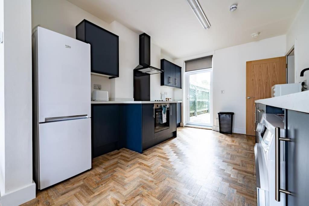 Isaacs View - Ground Floor Apartment كْليثوربس المظهر الخارجي الصورة